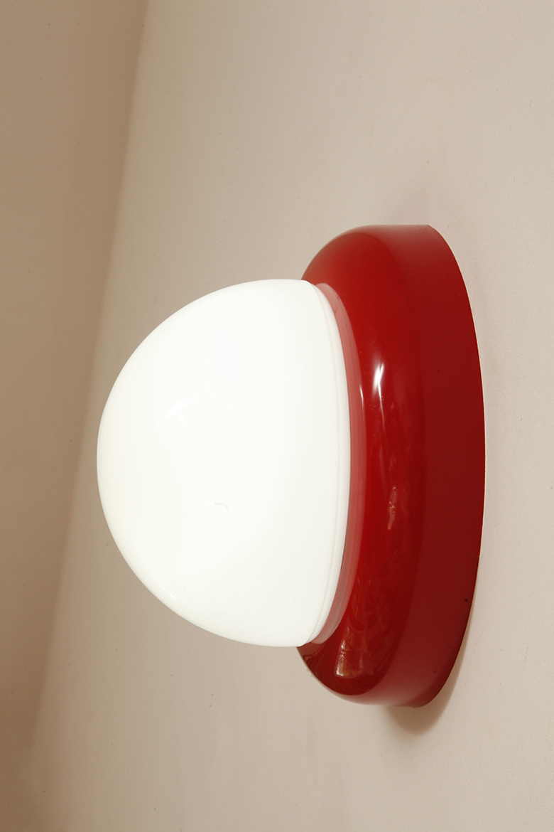 lampa retro, antique store warsaw, design shop, vintage ceiling lamp, design shop warsaw, white glass lamp, italian lamp, retro store, vintage wall lamp, design sklep warszawa, italian style, antyk sklep, design sklep, prl design, antique shop, lampa space age, antyk sklep warszawa, design store, lampa prl, antique store, wisząca lampa retro, italian vintage lamp, sklep retro, lampa vintage, design store warsaw, kinkiet vintage, space age wall lamp, retro shop warsaw, space age, mleczna lampa wiszaca, white lamp, włoski kinkiet vintage, retro sklep warszawa, space age lamp, lampa wiszca prl, retro shop, szklany kinkiet vintage, lampa, vintage shop warsaw, space age style, wisząca lampa vintage, vintage shop, szkło murano, lamp design, vintage store warsaw, vintage hanging lamp, vintage sklep warszawa, vintage store, vintage italian wall lamp, vintage lamp, retro store warsaw, retro lamp, antique shop warsaw, sklep vintage, vintage sconce, prl style, szklana lampa Jednopunktowa w kształcie kopuły okrągła szklana biała lampa ścienna/kinkiet/plafon z czerwoną oprawą z tworzywa sztucznego, Space Age, Sozzi Illuminazione, Włochy, lata 80. - obrazek 8