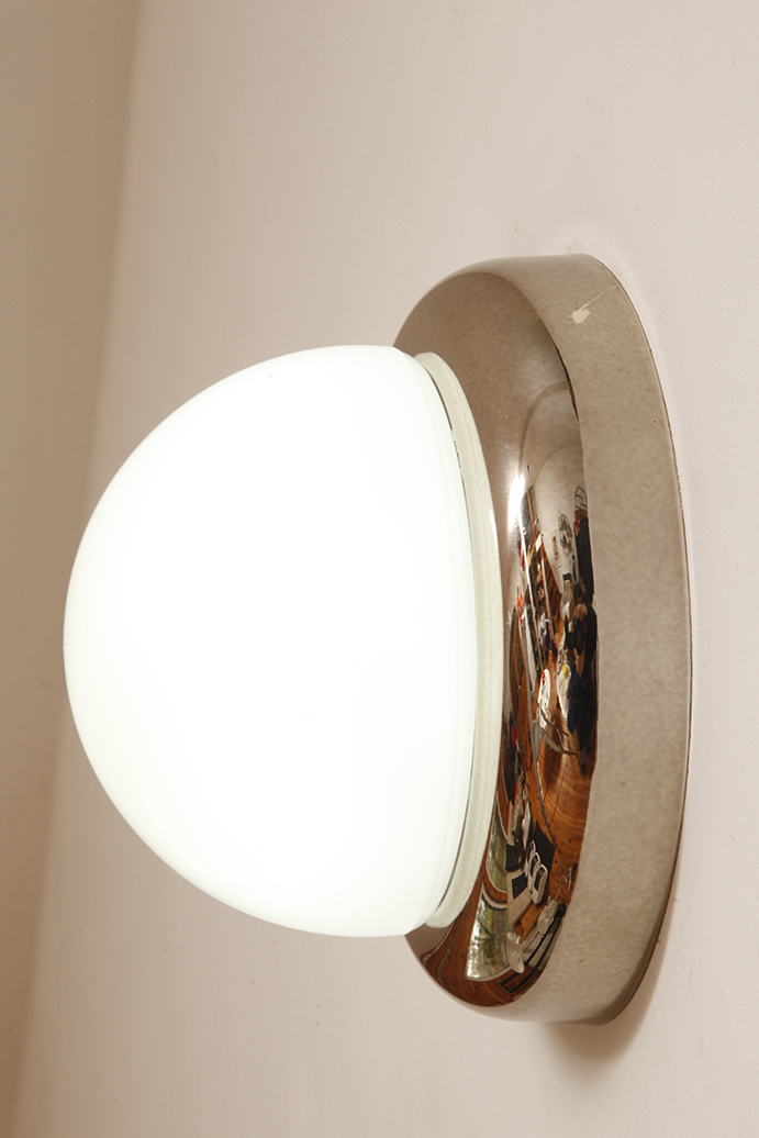 lampa retro, antique store warsaw, design shop, vintage ceiling lamp, design shop warsaw, white glass lamp, italian lamp, retro store, vintage wall lamp, design sklep warszawa, italian style, antyk sklep, design sklep, prl design, antique shop, lampa space age, antyk sklep warszawa, design store, lampa prl, antique store, wisząca lampa retro, italian vintage lamp, sklep retro, lampa vintage, design store warsaw, kinkiet vintage, space age wall lamp, retro shop warsaw, space age, mleczna lampa wiszaca, white lamp, włoski kinkiet vintage, retro sklep warszawa, space age lamp, lampa wiszca prl, retro shop, szklany kinkiet vintage, lampa, vintage shop warsaw, space age style, wisząca lampa vintage, vintage shop, szkło murano, lamp design, vintage store warsaw, vintage hanging lamp, vintage sklep warszawa, vintage store, vintage italian wall lamp, vintage lamp, retro store warsaw, retro lamp, antique shop warsaw, sklep vintage, vintage sconce, prl style, szklana lampa Jednopunktowa w kształcie kopuły okrągła szklana biała lampa ścienna/kinkiet/plafon ze srebrno-złotą melanżową oprawą z tworzywa sztucznego, Space Age, Sozzi Illuminazione, Włochy, lata 80. - obrazek 9