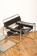 Czarny fotel "Wassily" / model B3 z konstrukcją z chromowanych rurek i naturalnej skóry, projekt Marcel Breuer, Bauhaus, Włochy, lata 80, wzór z 1925 roku, - obrazek 15