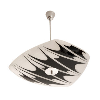 Asymetryczna mlecznobiało-czarna trzypunktowa szklana lampa sufitowa „Parasolka” malowana w geometryczne wzory, Kamenický Šenov, Czechosłowacja, lata 60.