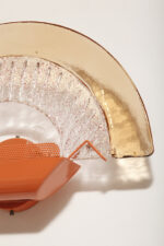 Duża dwupunktowa łososiowa lampa ścienna/kinkiet ze szklanym ręcznie formowanym fakturowym masywnym pomarańczowo-różowym kloszem, styl Art Deco, Włochy, lata 70. - obrazek 16