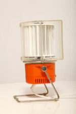 Biało pomarańczowy nieduży dwubiegowy wentylator biurkowy/biurowy z tworzywa sztucznego z ruchomą głowicą i przeźroczystym ruchomym kołnierzem, TYP QLII 7020.7, Niemiecka Republika Demokratyczna, lata 70. - obrazek 16