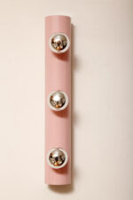 Smukła trzypunktowa aluminiowa cylindryczna różowa lampa ścienna/kinkiet o pionowej, lub poziomej orientacji, Targetti, Włochy, lata 80. - obrazek 34