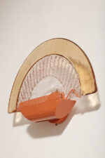 Duża dwupunktowa łososiowa lampa ścienna/kinkiet ze szklanym ręcznie formowanym fakturowym masywnym pomarańczowo-różowym kloszem, styl Art Deco, Włochy, lata 70. - obrazek 2