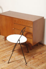 Dębowa szafka/komoda z czterema głębokimi szufladami po prawej stronie, TYP U 458, projekt Jiri Jiroutek dla Interier Praha, Czechosłowacja, lata 60. - obrazek 25