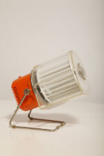 Biało pomarańczowy nieduży dwubiegowy wentylator biurkowy/biurowy z tworzywa sztucznego z ruchomą głowicą i przeźroczystym ruchomym kołnierzem, TYP QLII 7020.7, Niemiecka Republika Demokratyczna, lata 70. - obrazek 23