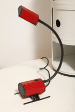 Jednopunktowa czerwono-czarna lampa biurkowa/nocna/lampa ścienna/kinkiet "Ciao 1170" z kloszem na ruchomym giętym ramieniu, projekt Ezio Didone dla firmy Arteluce, Włochy, lata 80. - obrazek 26