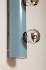 Smukła trzypunktowa aluminiowa cylindryczna niebieska lampa ścienna/kinkiet o pionowej, lub poziomej orientacji, Targetti, Włochy, lata 80. - obrazek 44