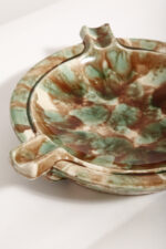 Duża zielono-brązowa fajansowa okrągła popielnica, Polskie Zjednoczone Fabryki Fajansu „Włocławek” we Włocławku, Polska, lata 1945-1955 - obrazek 27