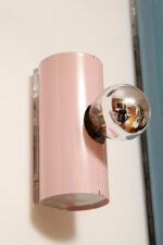 Mała jednopunktowa aluminiowa cylindryczna różowa lampa ścienna/kinkiet o pionowej, lub poziomej orientacji, Targetti, Włochy, lata 80. - obrazek 5