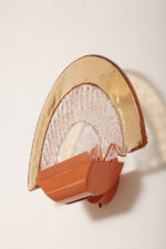 Duża dwupunktowa łososiowa lampa ścienna/kinkiet ze szklanym ręcznie formowanym fakturowym masywnym pomarańczowo-różowym kloszem, styl Art Deco, Włochy, lata 70. - obrazek 38