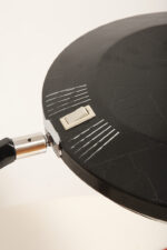 Metalowa dwupunktową lampa biurkowa "President" z ramieniem z litego palisandrowego drewna i czarnym kloszem, projekt Luis Pérez de la Oliva dla Fase, Hiszpania, lata 70. - obrazek 38