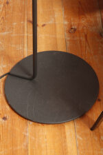 Grafitowa metalowa smukła i minimalistyczna jednopunktowa lampa podłogowa z ruchomym kloszem "Pure 10", projekt Bønnelycke MDD dla Nordlux, Dania, po 2010 roku - obrazek 40