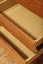 Dębowa szafka/komoda z czterema głębokimi szufladami po prawej stronie, TYP U 458, projekt Jiri Jiroutek dla Interier Praha, Czechosłowacja, lata 60. - obrazek 41