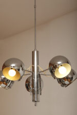 Rozłożysta cała metalowa długa pięciopunktowa chromowana lampa sufitowa z regulowaną długością zwisu, Space Age, Włochy, lata 60/70. - obrazek 4