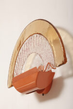 Duża dwupunktowa łososiowa lampa ścienna/kinkiet ze szklanym ręcznie formowanym fakturowym masywnym pomarańczowo-różowym kloszem, styl Art Deco, Włochy, lata 70. - obrazek 42