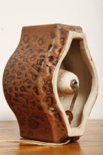 Brązowa cętkowana jednopunktowa nieduża ceramiczna lampa ścienna / kinkiet w stylu projektu Cari Zalloni dla Leola, Space Age, Niemcy, lata 70. - obrazek 44