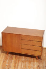 Dębowa szafka/komoda z czterema głębokimi szufladami po prawej stronie, TYP U 458, projekt Jiri Jiroutek dla Interier Praha, Czechosłowacja, lata 60. - obrazek 46