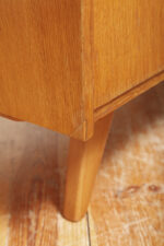 Dębowa szafka/komoda z czterema głębokimi szufladami z czarnobiałymi frontami, TYP U 458, projekt Jiri Jiroutek dla Interier Praha, Czechosłowacja, lata 60. - obrazek 47