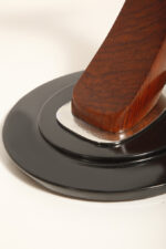 Metalowa dwupunktową lampa biurkowa "President" z ramieniem z litego palisandrowego drewna i czarnym kloszem, projekt Luis Pérez de la Oliva dla Fase, Hiszpania, lata 70. - obrazek 48