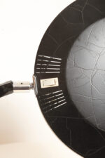 Metalowa dwupunktową lampa biurkowa "President" z ramieniem z litego palisandrowego drewna i czarnym kloszem, projekt Luis Pérez de la Oliva dla Fase, Hiszpania, lata 70. - obrazek 52