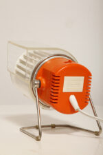 Biało pomarańczowy nieduży dwubiegowy wentylator biurkowy/biurowy z tworzywa sztucznego z ruchomą głowicą i przeźroczystym ruchomym kołnierzem, TYP QLII 7020.7, Niemiecka Republika Demokratyczna, lata 70. - obrazek 6
