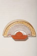 Duża dwupunktowa łososiowa lampa ścienna/kinkiet ze szklanym ręcznie formowanym fakturowym masywnym pomarańczowo-różowym kloszem, styl Art Deco, Włochy, lata 70. - obrazek 6