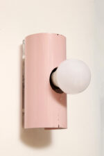 Mała jednopunktowa aluminiowa cylindryczna różowa lampa ścienna/kinkiet o pionowej, lub poziomej orientacji, Targetti, Włochy, lata 80. - obrazek 11
