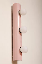 Smukła trzypunktowa aluminiowa cylindryczna różowa lampa ścienna/kinkiet o pionowej, lub poziomej orientacji, Targetti, Włochy, lata 80. - obrazek 12