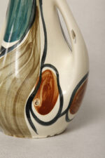 Fajansowy wazon ręcznie malowany podszkliwnie w pomarańczowe, zielone (morskie) i brązowe wzory, projekt Jan Sowiński, Włocławskie Zakłady Ceramiki Stołowej we Włocławku, wzór 284 z 1958 roku - obrazek 7