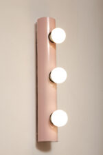 Smukła trzypunktowa aluminiowa cylindryczna różowa lampa ścienna/kinkiet o pionowej, lub poziomej orientacji, Targetti, Włochy, lata 80. - obrazek 14