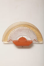 Duża dwupunktowa łososiowa lampa ścienna/kinkiet ze szklanym ręcznie formowanym fakturowym masywnym pomarańczowo-różowym kloszem, styl Art Deco, Włochy, lata 70. - obrazek 10