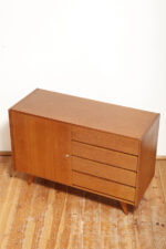 Dębowa szafka/komoda z czterema głębokimi szufladami po prawej stronie, TYP U 458, projekt Jiri Jiroutek dla Interier Praha, Czechosłowacja, lata 60. - obrazek 11