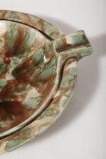 Duża zielono-brązowa fajansowa okrągła popielnica, Polskie Zjednoczone Fabryki Fajansu „Włocławek” we Włocławku, Polska, lata 1945-1955 - obrazek 10