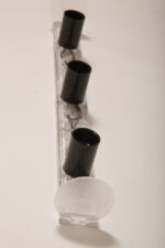 Smukła trzypunktowa aluminiowa cylindryczna niebieska lampa ścienna/kinkiet o pionowej, lub poziomej orientacji, Targetti, Włochy, lata 80. - obrazek 60