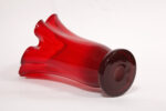 Szklany czerwony wazon "Chusta", projekt Zbigniew Horbowy, Huta Szkła Gospodarczego "Sudety" w Szczytnej Śląskiej, Polska, lata 70. - obrazek 12