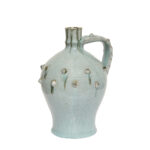 Ceramiczny pękaty dzbanek/amfora/bukłak (21,5 cm) w morskim/jasnoniebieskim kolorze z uchem i wypustkami, Niemcy, lata 60.