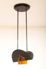 Czarna matowa stalowa jednopunktowa lampa sufitowa z siedmioma półprzeźroczystym ręcznie formowanymi miodowymi plastrami ze szkła Murano, AV Mazzega, Włochy, lata 80. - obrazek 28