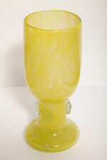 Duży cytrynowy szklany wazon/kielich z przeźroczystymi "guzikami", projekt Czesław Hajnysz, Spółdzielnia Pracy Przemysłu Ludowego i Artystycznego Kamionka w Łysej Górze, Polska, lata 70. - obrazek 12
