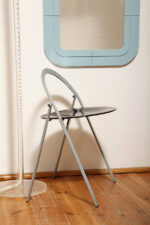 Prostokątne lustro ścienne osadzone w modułowej niebieskiej lekkiej ramie z tworzywa z zaokrąglonymi rogami, Anna Castelli Ferrieri, firma Kartell, Włochy, lata 60. - obrazek 24