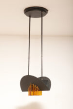 Czarna matowa stalowa jednopunktowa lampa sufitowa z siedmioma półprzeźroczystym ręcznie formowanymi miodowymi plastrami ze szkła Murano, AV Mazzega, Włochy, lata 80. - obrazek 25