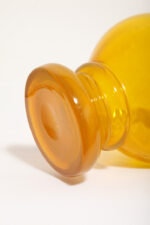 Duży szklany dzbanek "Verona" w różnych odcieniach żółtego z przezroczytym uchem, projekt Ludwik Fiedorowicz, Huta Szkła Gospodarczego "Ząbkowice" w Dąbrowie Górniczej, Polska, wzór z 1982 roku - obrazek 17