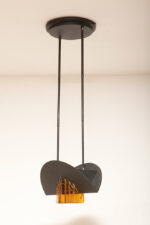 Czarna matowa stalowa jednopunktowa lampa sufitowa z siedmioma półprzeźroczystym ręcznie formowanymi miodowymi plastrami ze szkła Murano, AV Mazzega, Włochy, lata 80. - obrazek 31