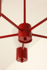 Pięciopunktowa czerwona metalowa lampa sufitowa/żyrandol ze szklanymi mlecznobiałymi kloszami, Niemcy, lata 60/70. - obrazek 18