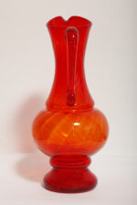 Duży szklany czerwony dzbanek "Verona", projekt Ludwik Fiedorowicz, Huta Szkła Gospodarczego "Ząbkowice" w Dąbrowie Górniczej, Polska, wzór z 1982 roku - obrazek 18