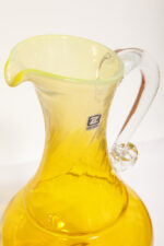 Duży szklany dzbanek "Verona" w różnych odcieniach żółtego z przezroczytym uchem, projekt Ludwik Fiedorowicz, Huta Szkła Gospodarczego "Ząbkowice" w Dąbrowie Górniczej, Polska, wzór z 1982 roku - obrazek 19
