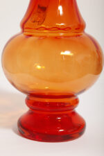 Duży szklany pomarańczowo-czerwony dzbanek "Verona" z przezroczystym uchem, projekt Ludwik Fiedorowicz, Huta Szkła Gospodarczego "Ząbkowice" w Dąbrowie Górniczej, Polska, wzór z 1982 roku - obrazek 20