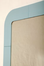 Prostokątne lustro ścienne osadzone w modułowej niebieskiej lekkiej ramie z tworzywa z zaokrąglonymi rogami, Anna Castelli Ferrieri, firma Kartell, Włochy, lata 60. - obrazek 34