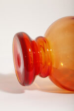 Duży szklany pomarańczowo-czerwony dzbanek "Verona" z przezroczystym uchem, projekt Ludwik Fiedorowicz, Huta Szkła Gospodarczego "Ząbkowice" w Dąbrowie Górniczej, Polska, wzór z 1982 roku - obrazek 24