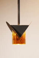 Czarna matowa stalowa jednopunktowa lampa sufitowa z siedmioma półprzeźroczystym ręcznie formowanymi miodowymi plastrami ze szkła Murano, AV Mazzega, Włochy, lata 80. - obrazek 39